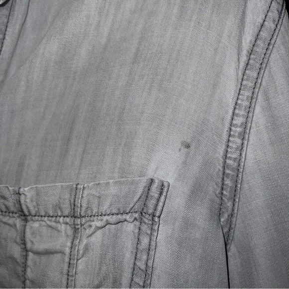Cloth & Stone Gray Chambray Button Down - Picture 4 of 4